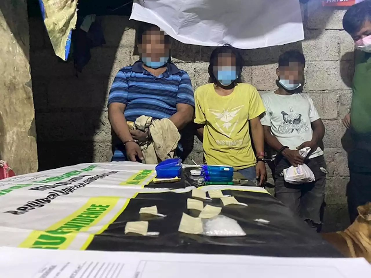 3 netted in Mambaling drug bust