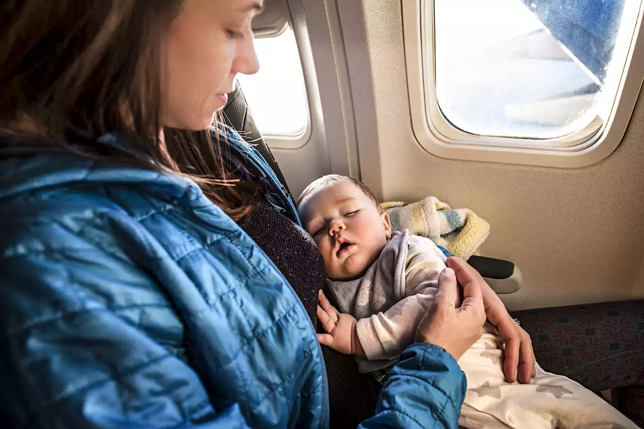 Ryanair passenger divides opinion after refusing to move seats for mum and baby