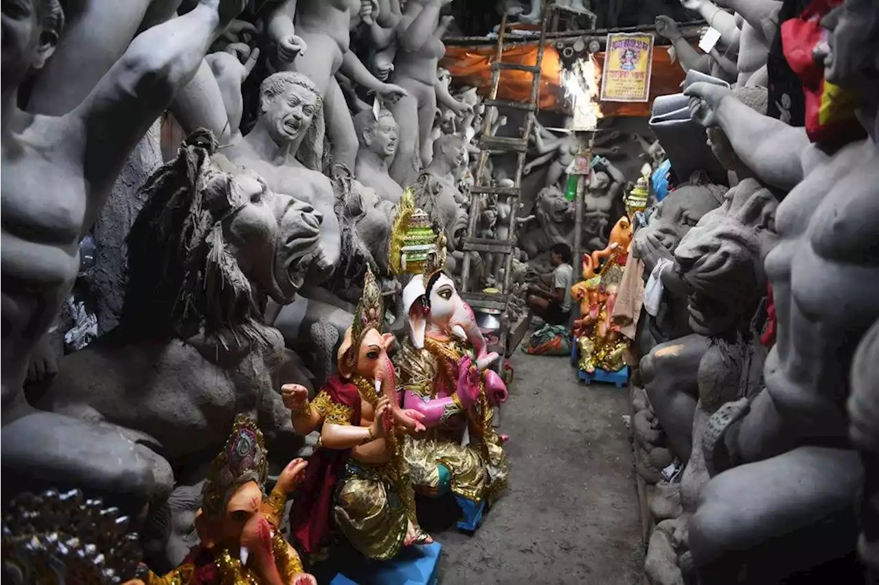 Thieves return rare idols stolen from Hindu temple with a note saying they were sick of ‘having scary dreams’