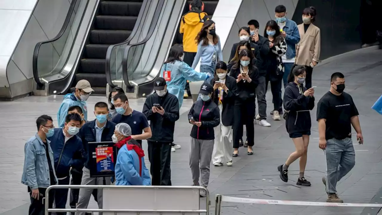 China manufacturing weakens further as lockdowns continue