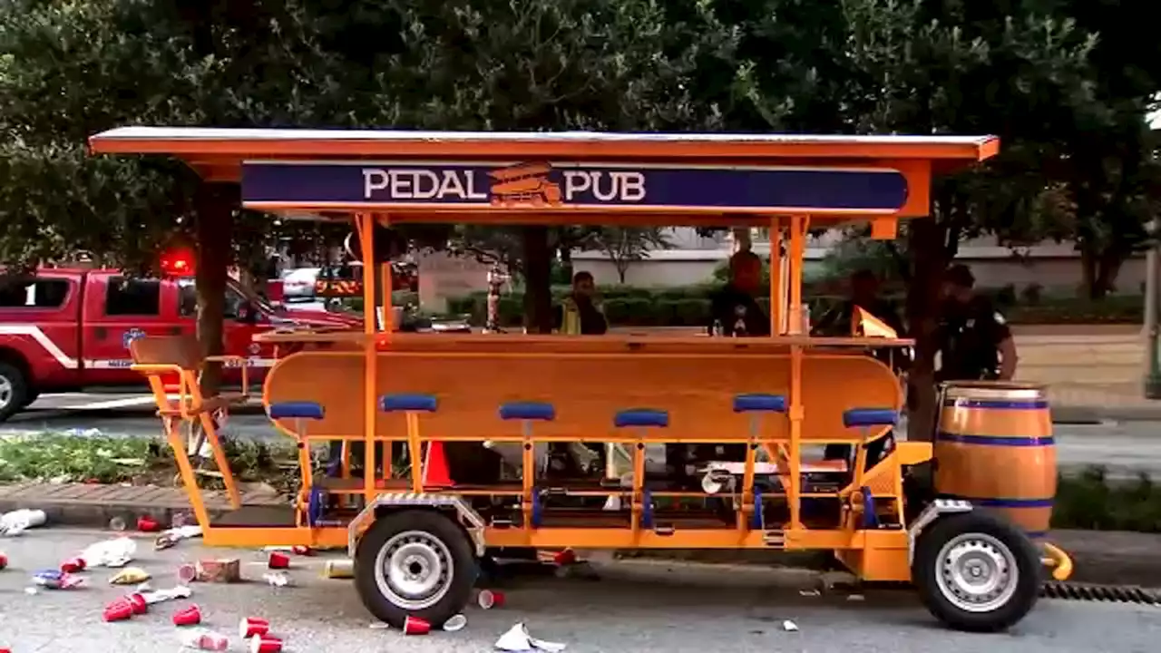 Pedal pub accident leaves 15 hurt after mobile bar overturns; driver charged with DUI: police