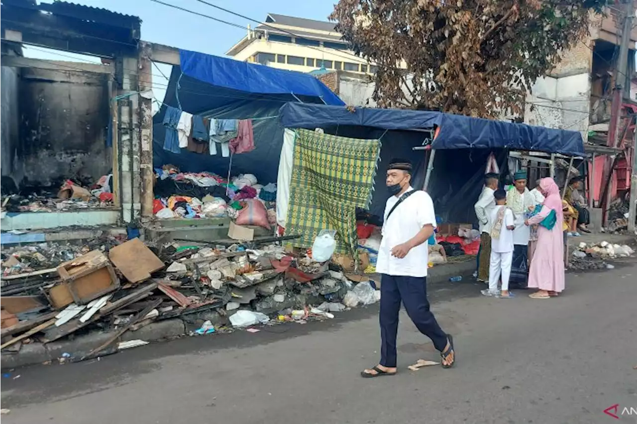 Korban kebakaran di Pasar Gembrong nantikan bantuan hunian