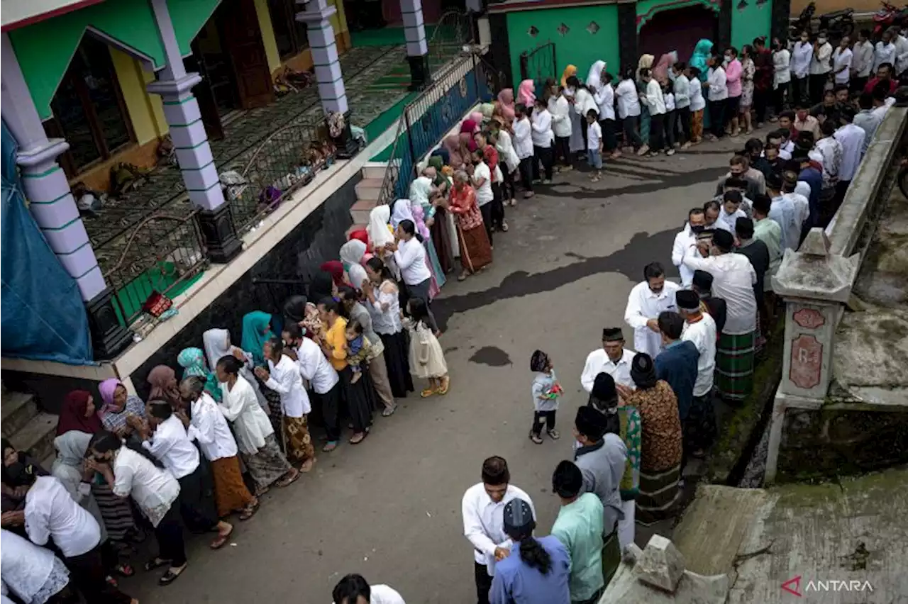 Tradisi silaturahim lintas agama Dusun Tekelan - Ramadhan ANTARA News