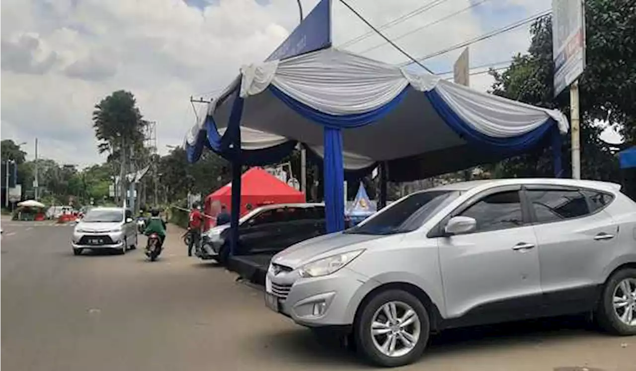 Hari Pertama Lebaran, Lalu Lintas di Jalur Puncak Ramai