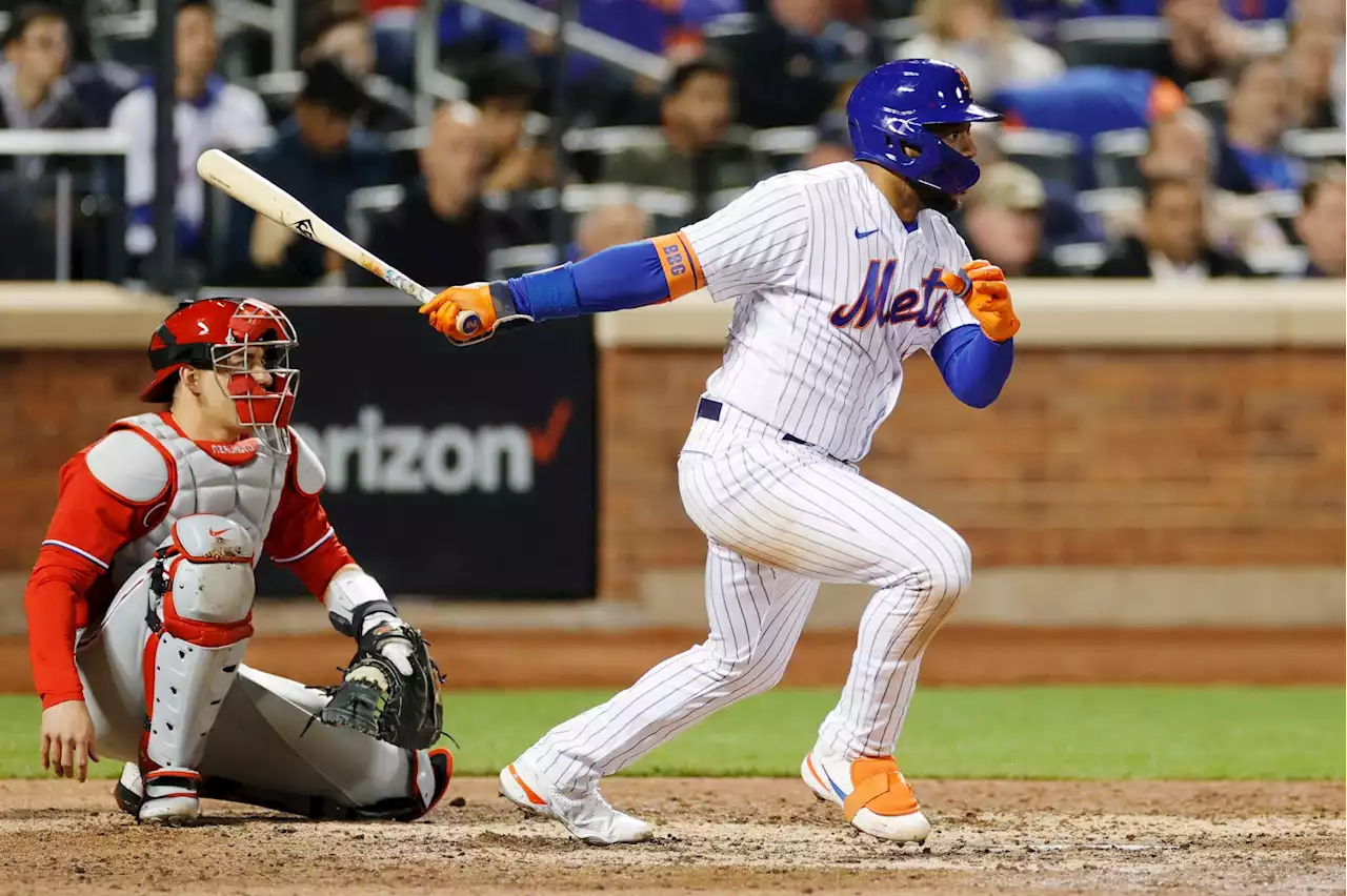 Smith, McNeil 4 Hits Each As Mets Beat Phils Behind Scherzer