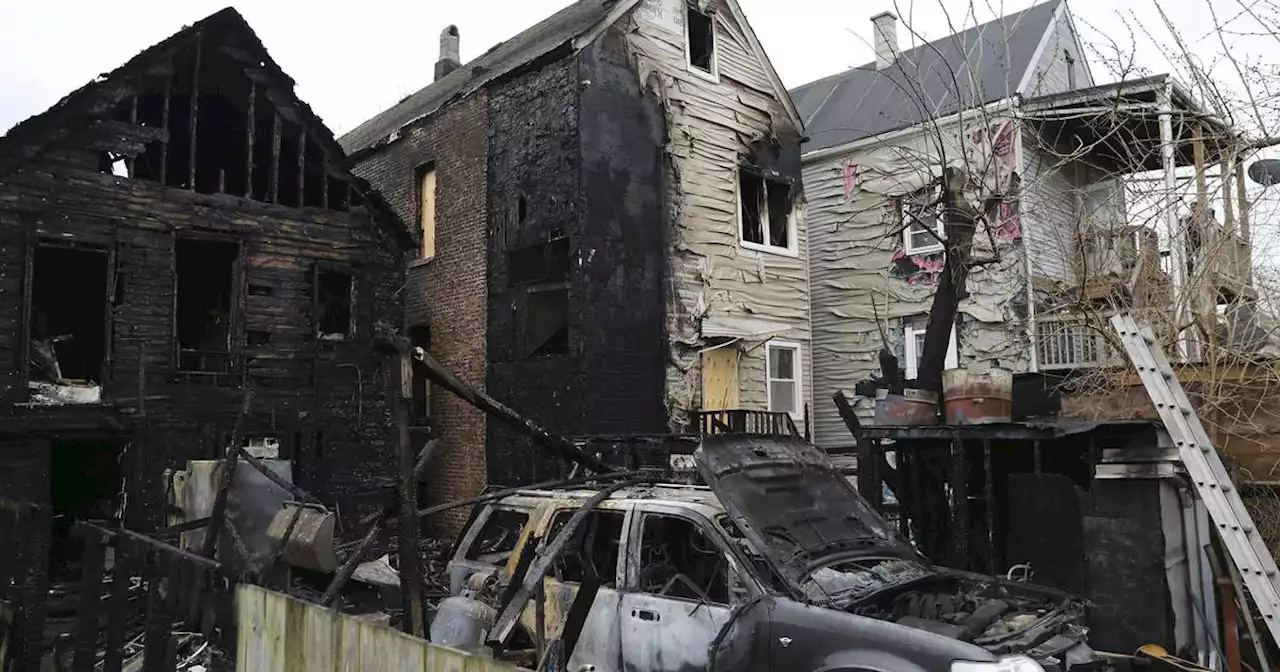 Chicago police suspect arson in 2 Back of the Yards fires that displaced more than a dozen people