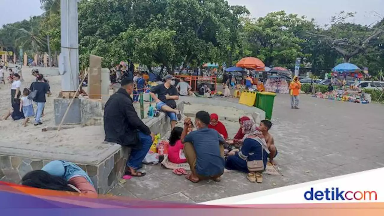 Beragam Alasan Warga Kunjungi Ancol di Hari Pertama Lebaran 2022