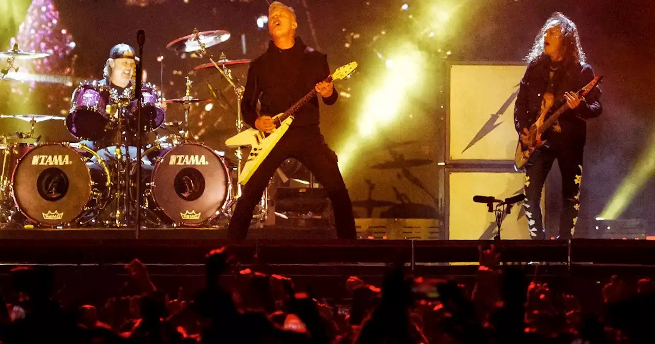 Metallica: aplanadora, mate y vamos, vamos Argentina