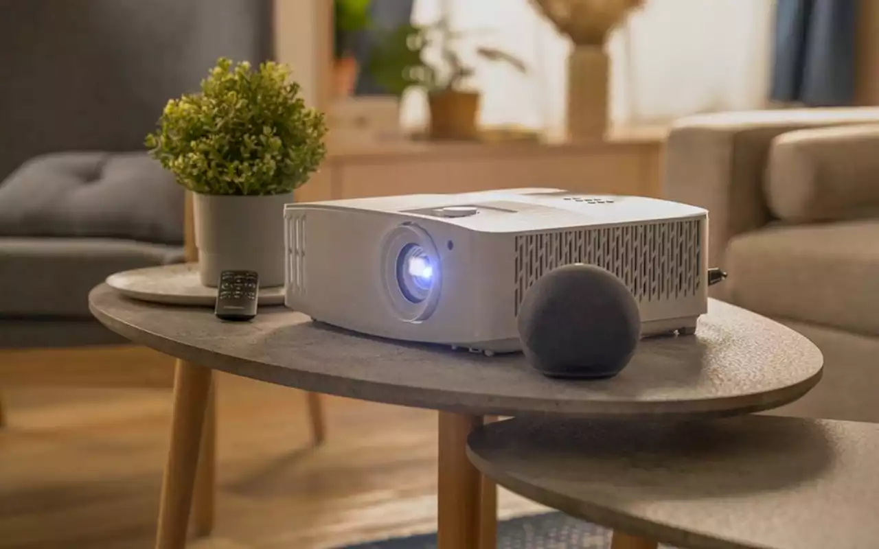 Optoma’s UHD55 projector delivers 4K output and 3,600 lumens for $1,799 | Engadget