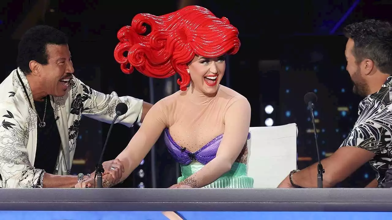 Katy Perry on Her Elaborate 'Little Mermaid' Costume for Disney Night