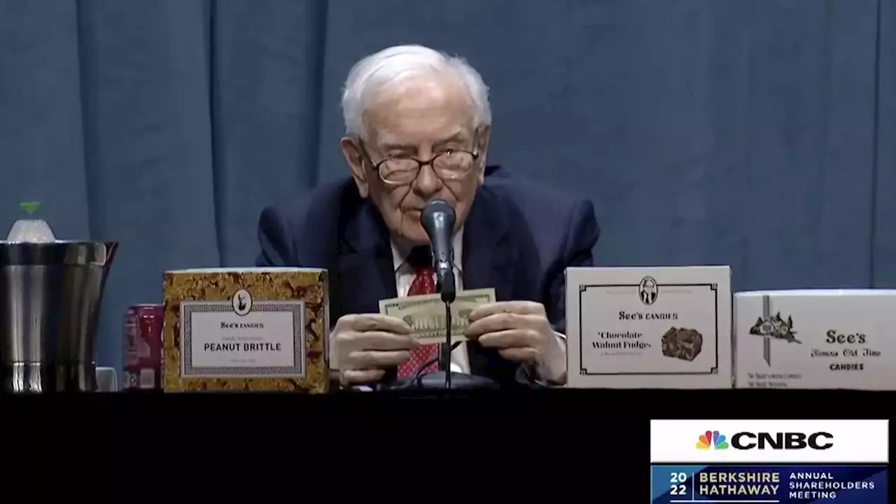 Buffett Says He Wouldn't Take All the Bitcoin in the World for $25