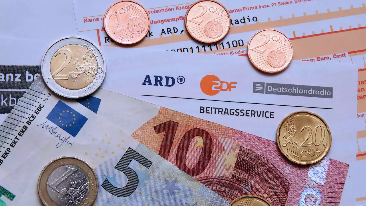 Wegen Inflation : CSU-Politiker will Pause beim Rundfunkbeitrag