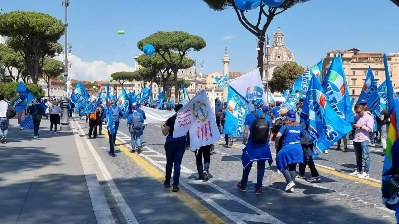 Contratto fermo da 7 anni, a Roma le guardie giurate scendono in piazza