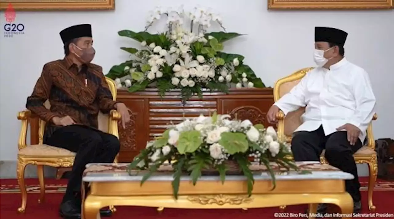 Jokowi Jamu Prabowo dengan Opor Ayam di Gedung Agung Yogyakarta