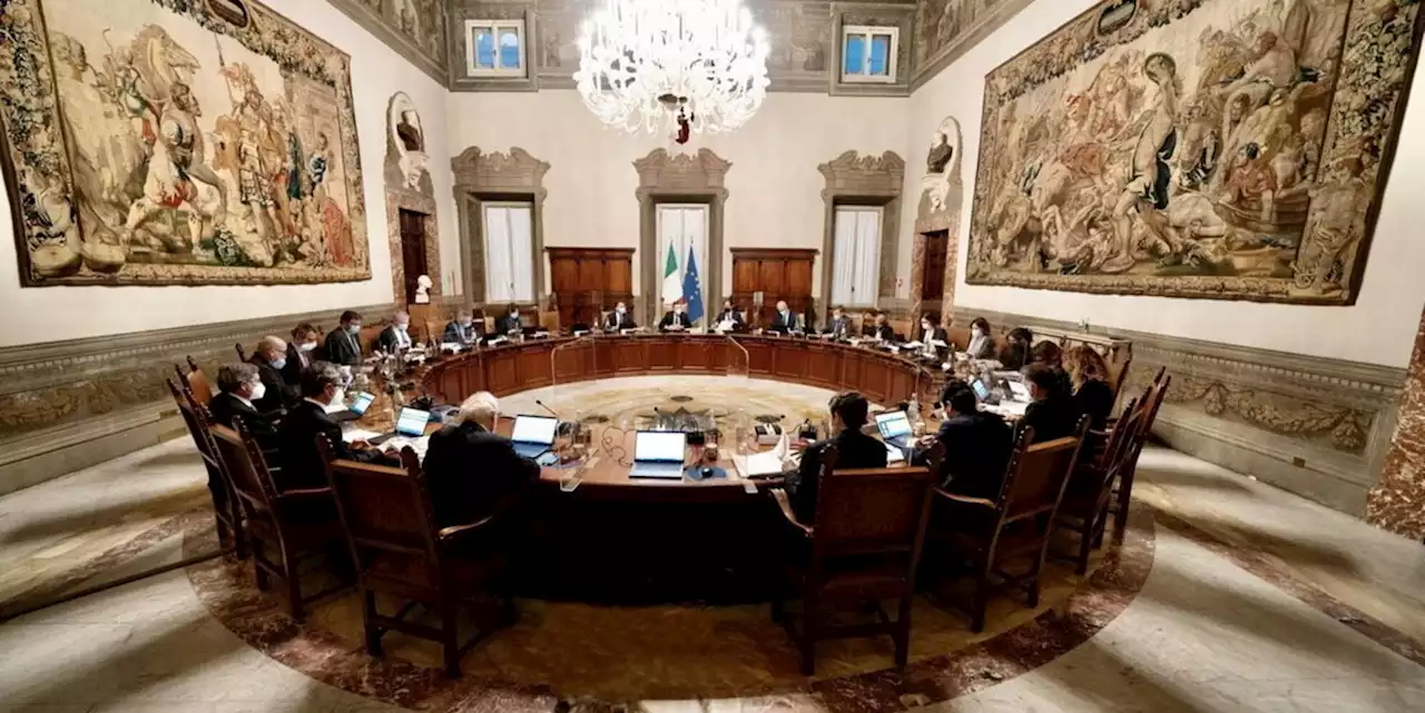 Via libera del Cdm al decreto aiuti da 14 miliardi | M5s non vota in dissenso su inceneritore a Roma