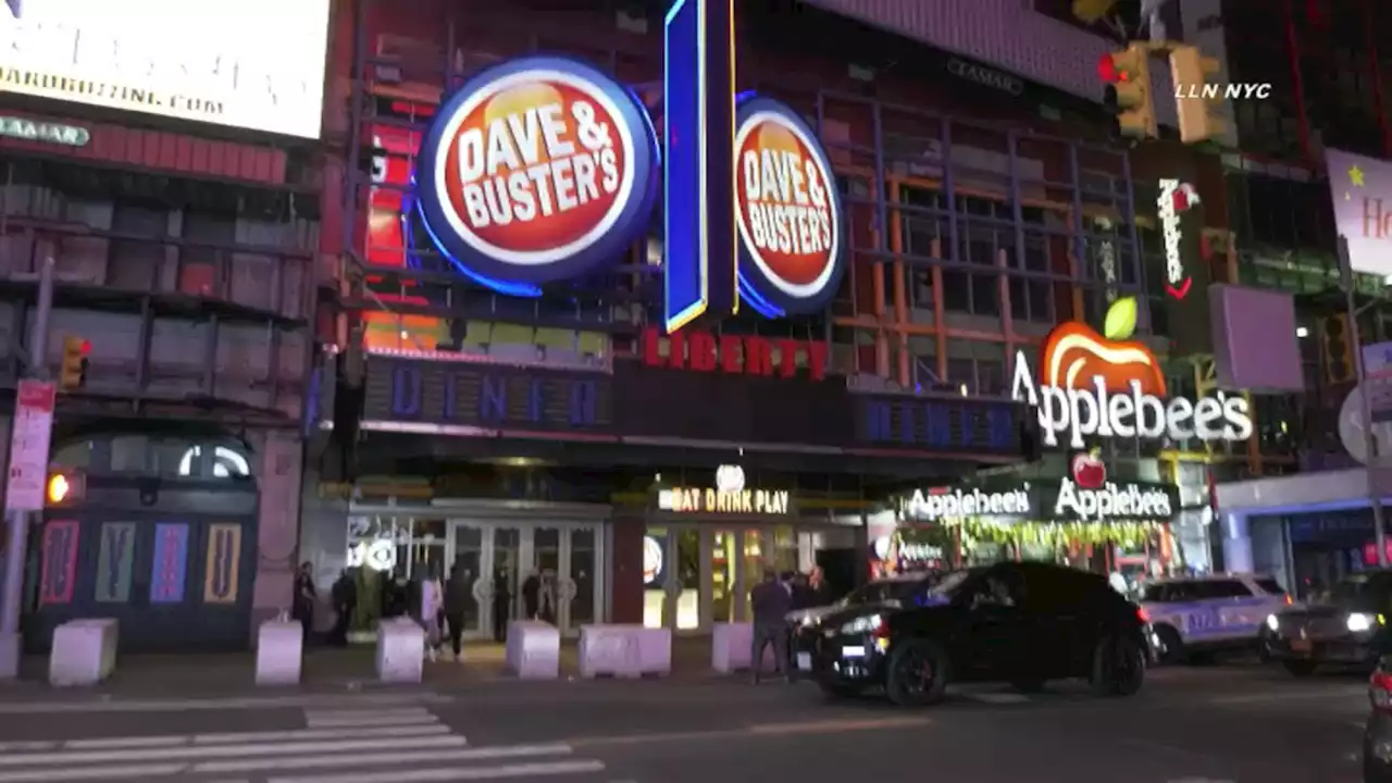 1 Dead in Stabbing at Dave & Buster's in Heart of Times Square