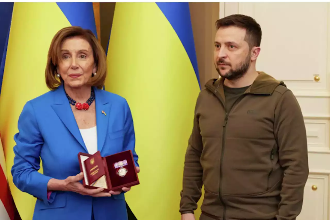 Ketua DPR AS Nancy Pelosi Bertemu Volodymyr Zelensky, Janjikan Ukraina Bisa Meraih Kemenangan - Pikiran-Rakyat.com