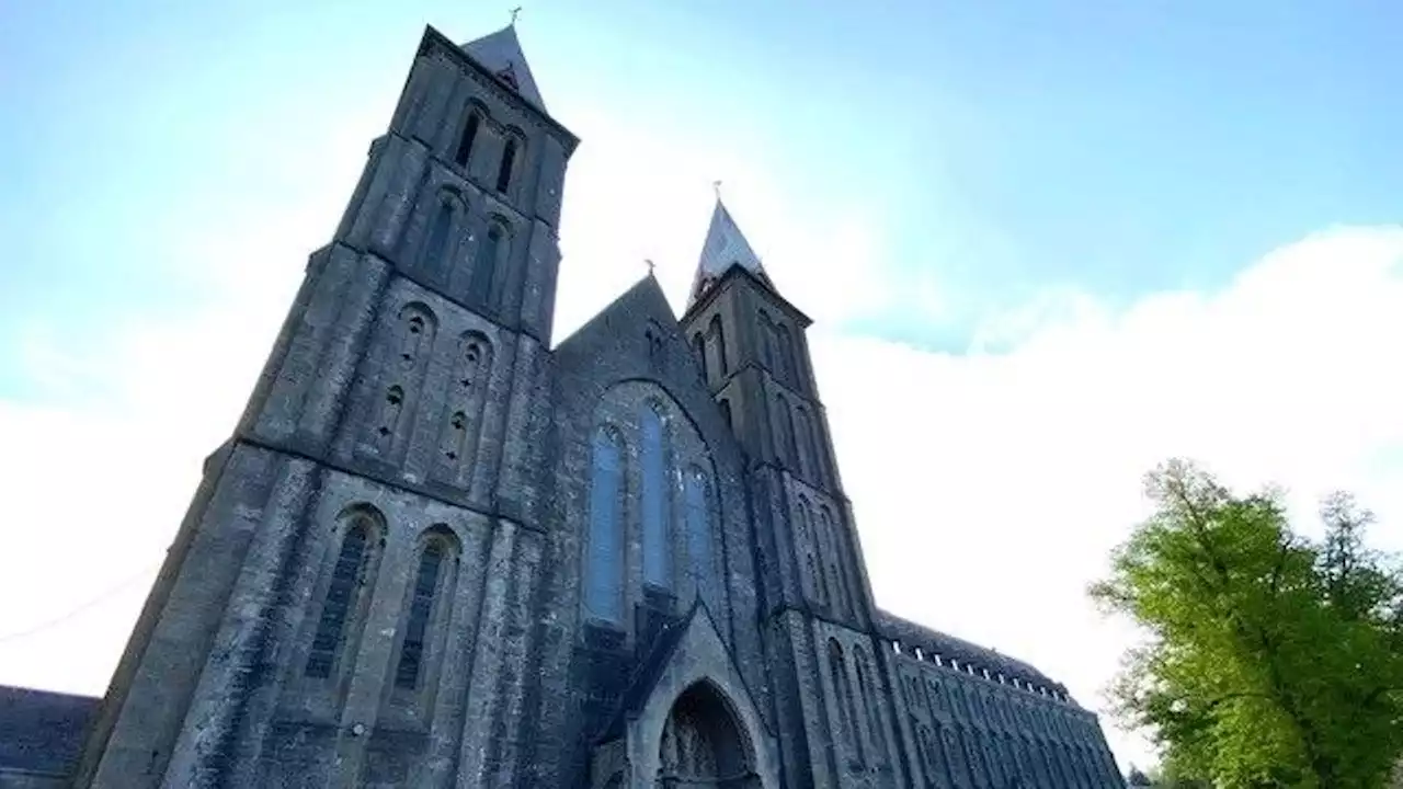 150 ans de Maredsous : un monastère, une école et une entreprise qui roule