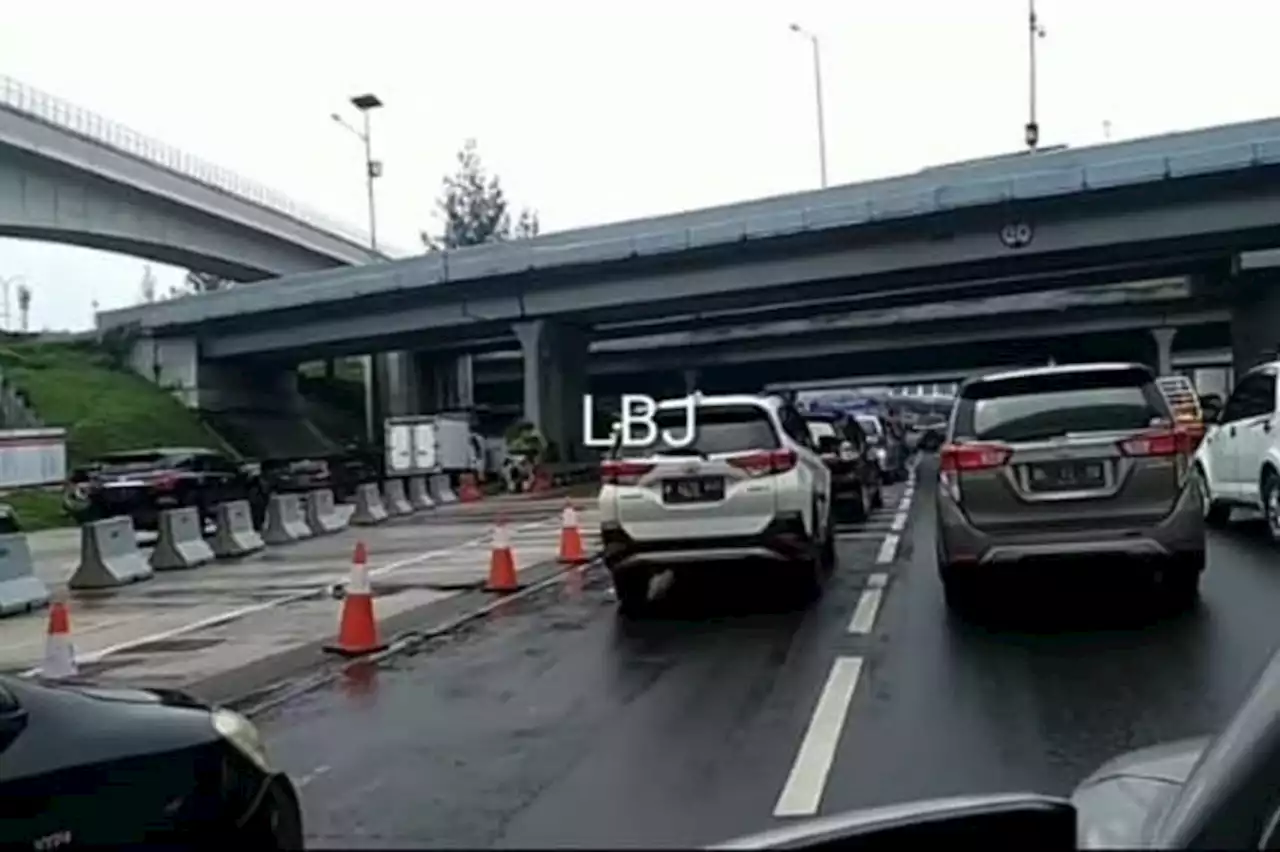 Macet Panjang, Polisi Buka Tutup Jalan Tol Layang Mohamed Bin Zayed