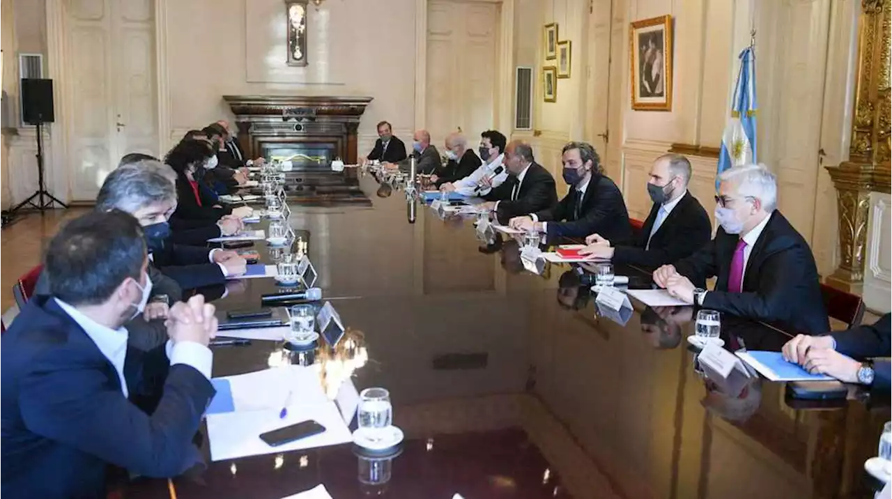 En medio de la fuerte interna, el Gobierno convocó a una reunión de gabinete en la Casa Rosada