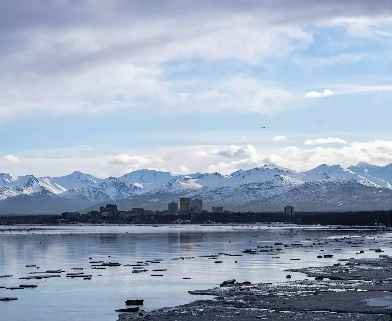 Alaska trail would link city, wilderness — if it can survive red tape