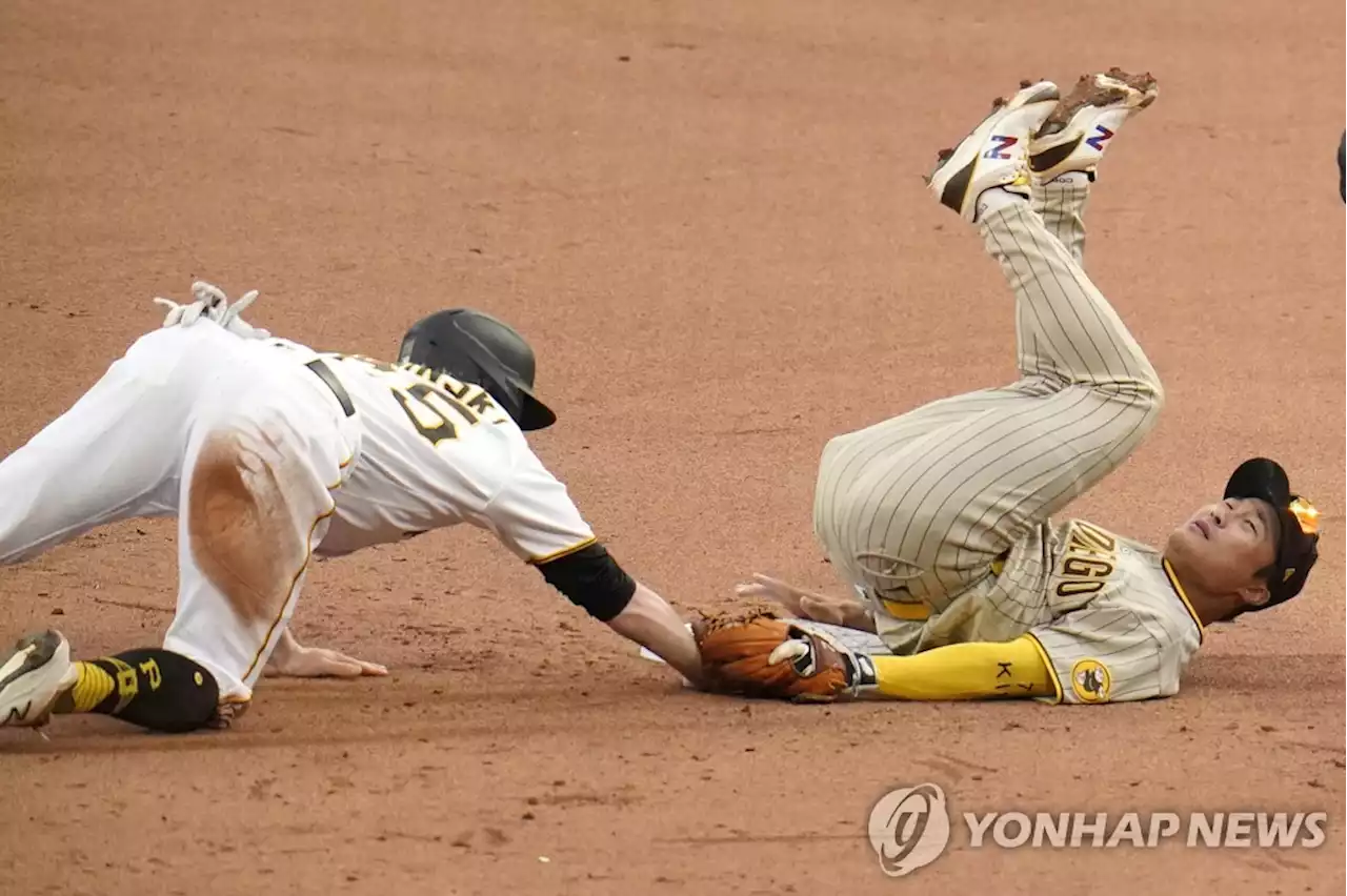 김하성, 4경기 연속 안타 행진 중단…재치 있는 수비는 눈길 | 연합뉴스