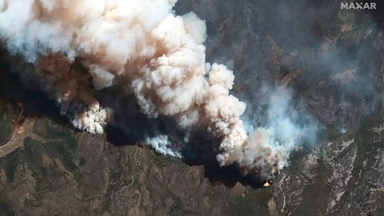 Gusty winds fan wildfires in Texas, New Mexico, Colorado