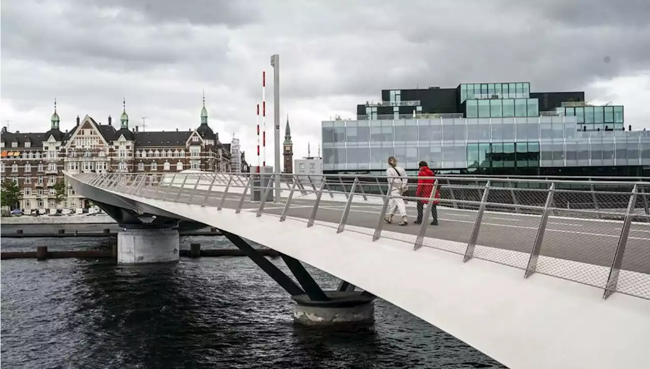 Lille Langebro er ude af drift: Cykler og fodgængere skal finde andre veje