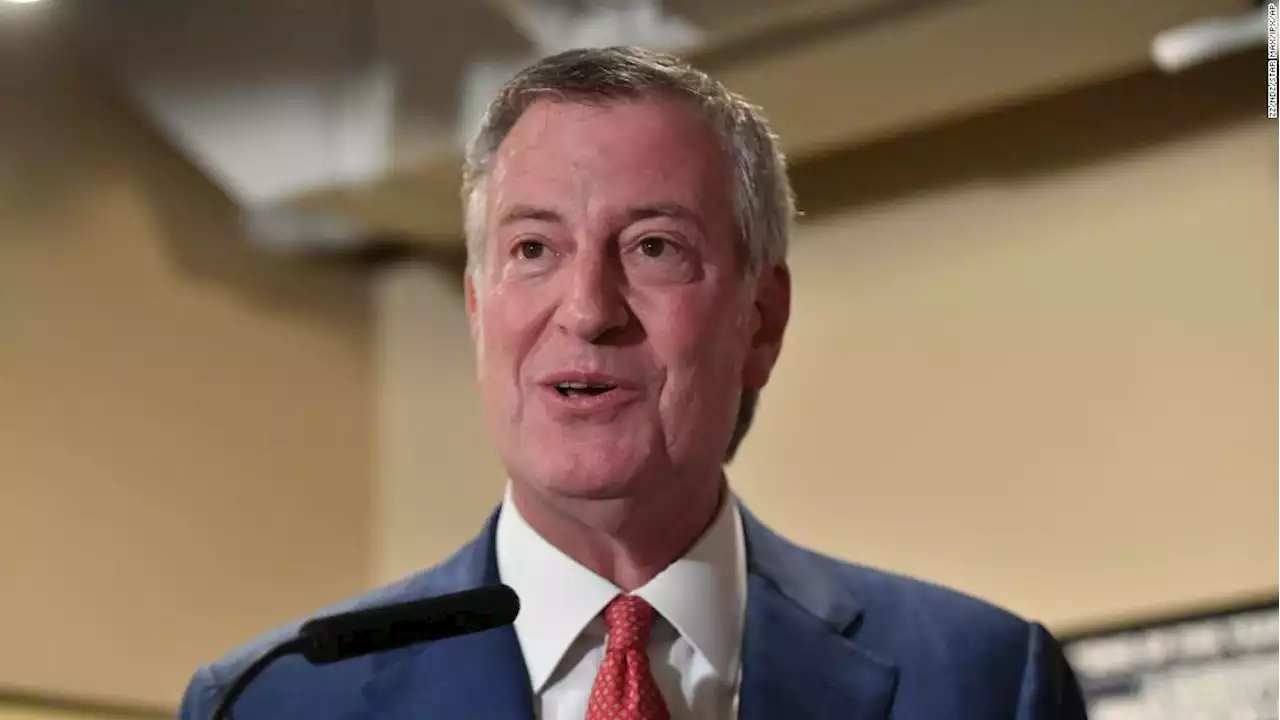 Former New York City Mayor Bill de Blasio announces he's running for Congress