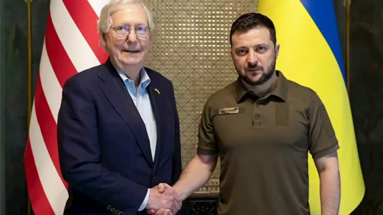 McConnell defends Senate's passage of $40B in Ukrainian aid after surprise trip to meet Zelenskyy