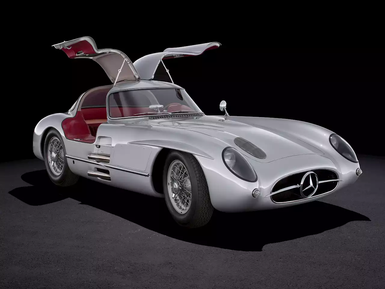 A 1955 Mercedes Just Nabbed $143 Million at Auction, Making It the Most Expensive Car Ever Sold