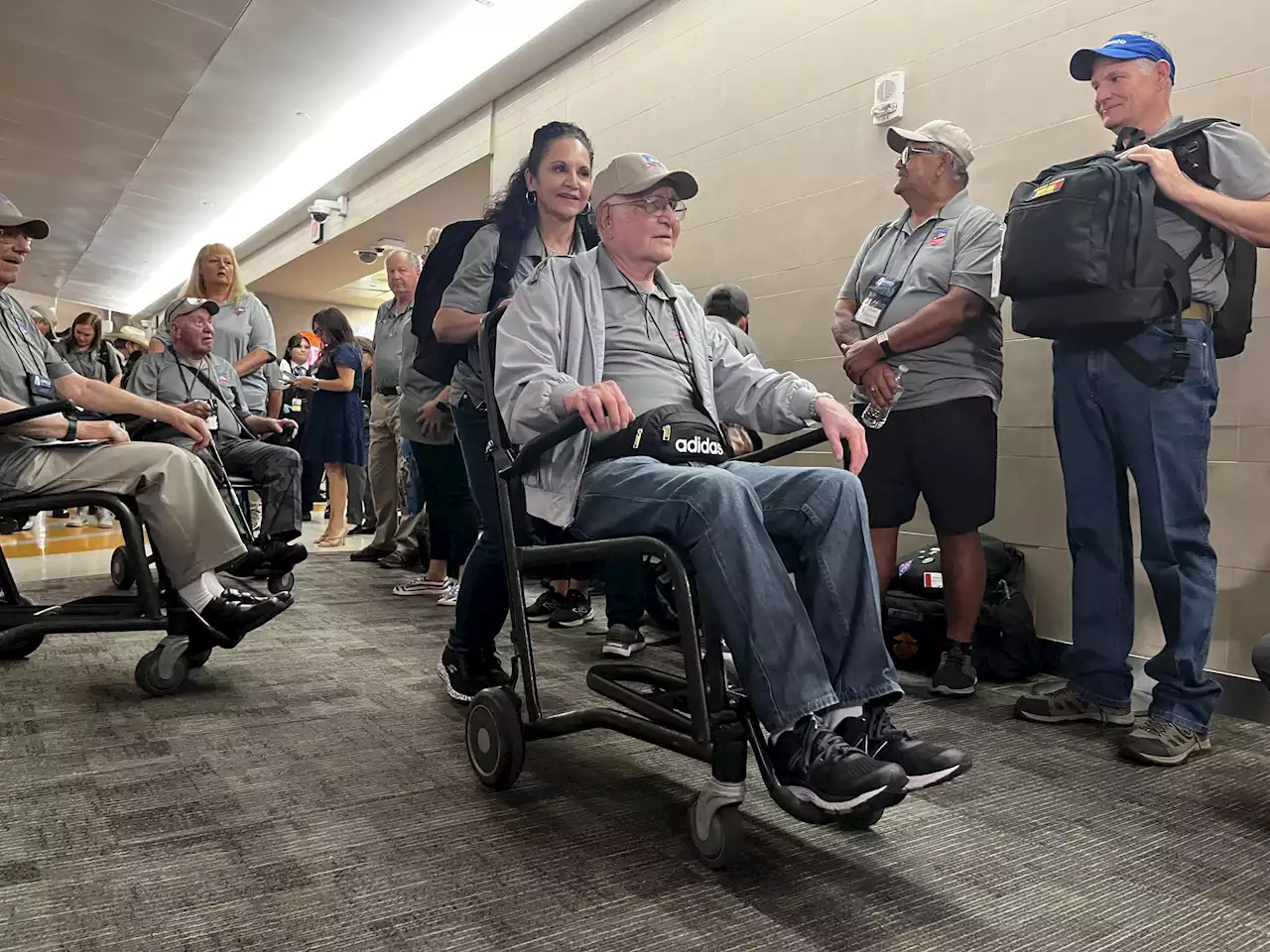 San Antonio veterans board Honor Flight to visit D.C. war memorials