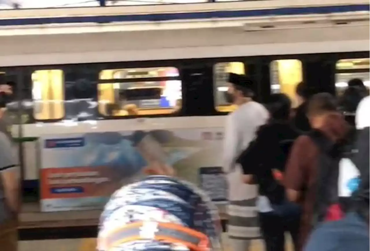 LRT train breaks down at KL Sentral