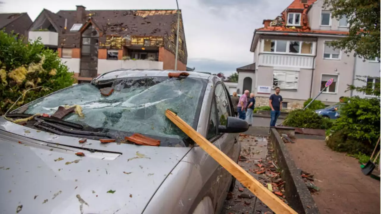 Laut Polizei: Mehr als 30 Verletzte nach schwerem Unwetter in Paderborn