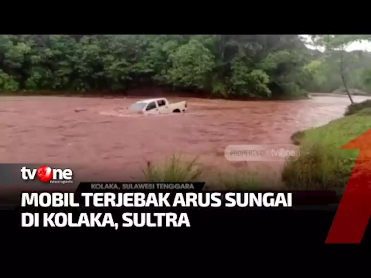 Satu Orang Hilang dalam Insiden Mobil Terjebak Arus Sungai - tvOne