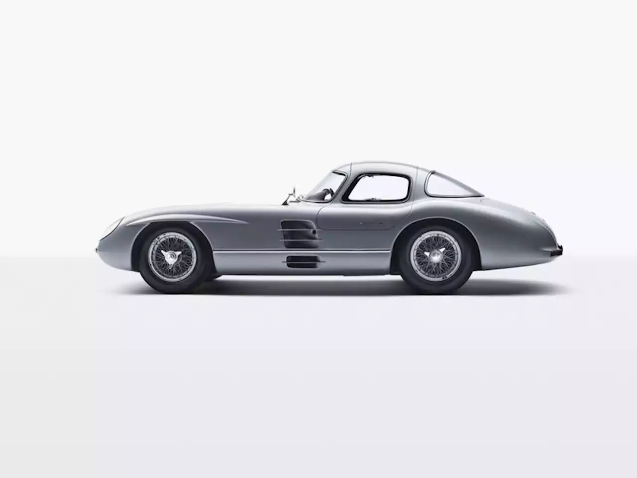 A 1955 Mercedes-Benz Just Became the World’s Most Expensive Car Sold at Auction