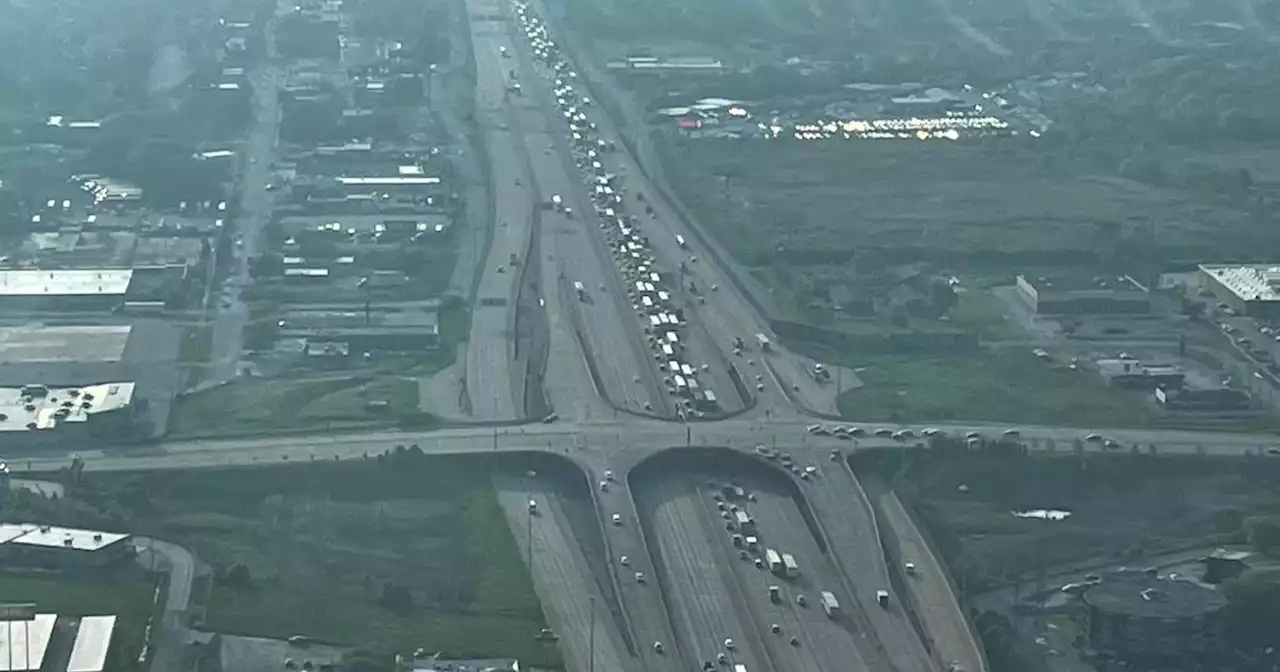 Fiery crash involving 2 cars and semi truck causing delays on I-80/94 on Calumet Avenue