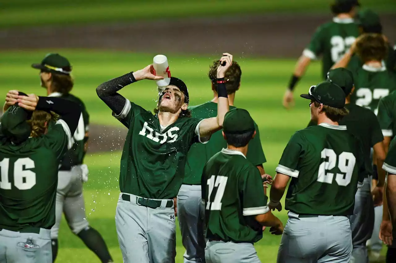 Reagan advances to baseball regional semifinals