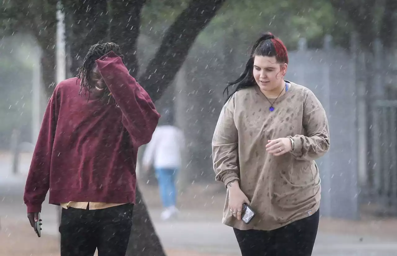 The heat index could reach 106 today. Here's when rain arrives.