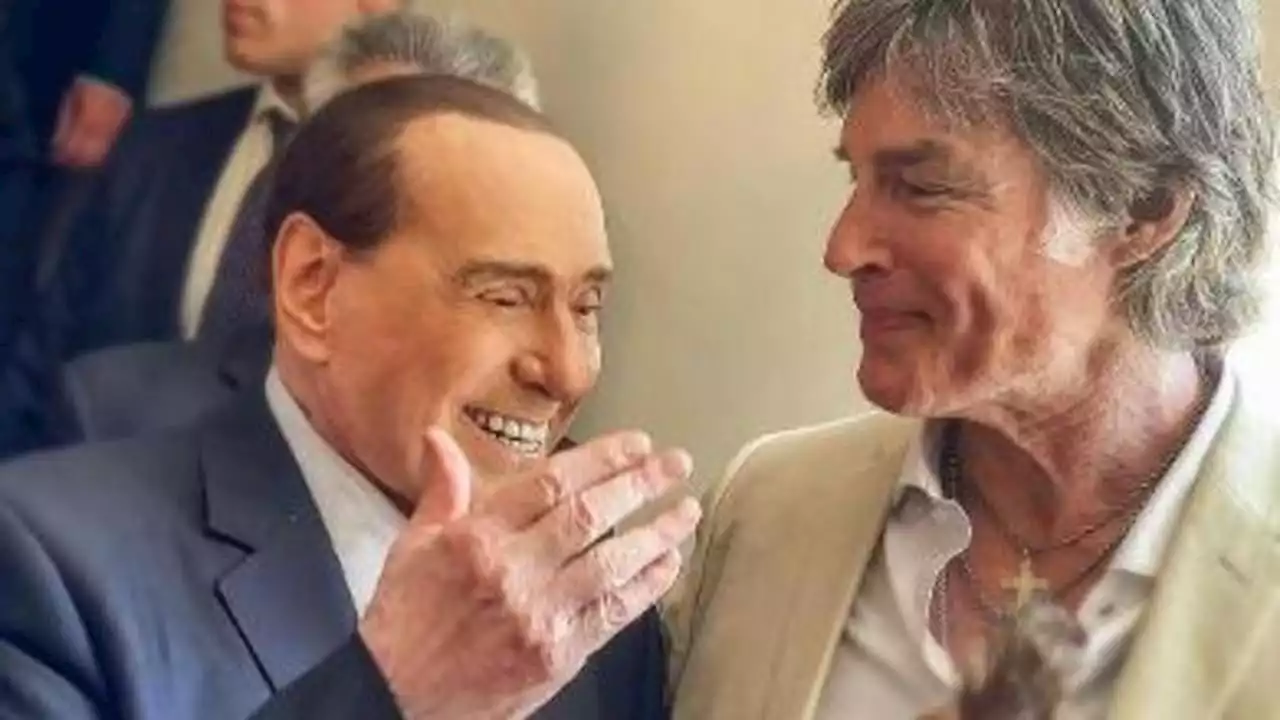 Ridge Forrester di 'Beautiful' alias l'attore Ron Moss parla alla convention di Berlusconi a Napoli