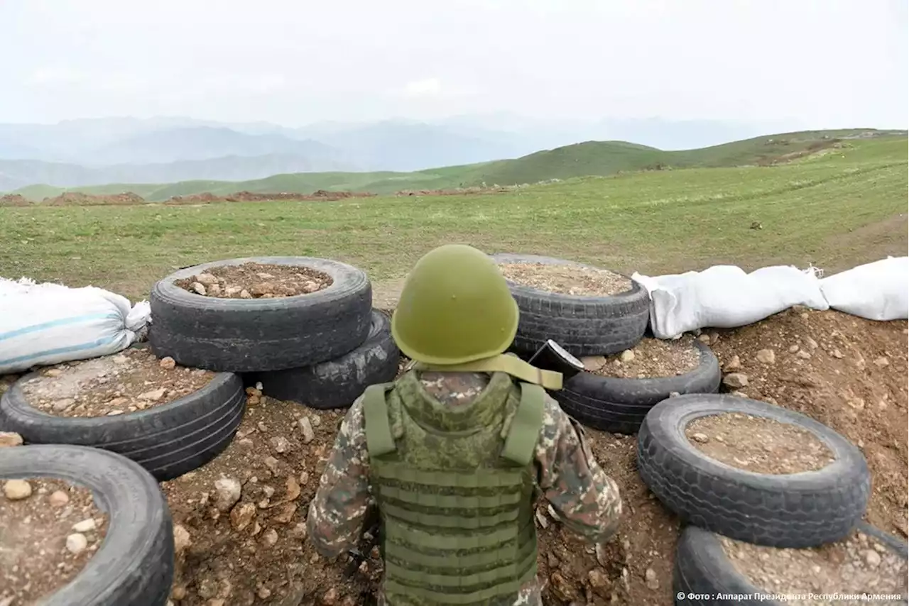 В Армении заявили о ранении военного из-за обстрела со стороны Азербайджана