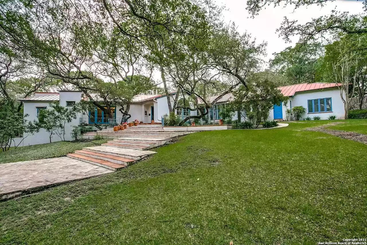 The Olmos Park home of late San Antonio socialite Louise Straus is for sale