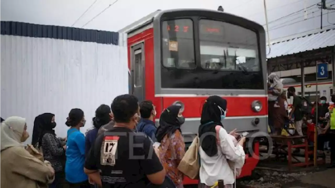 Perjalanan KRL Alami Gangguan di Pasar Minggu, Disebabkan KA Batubara