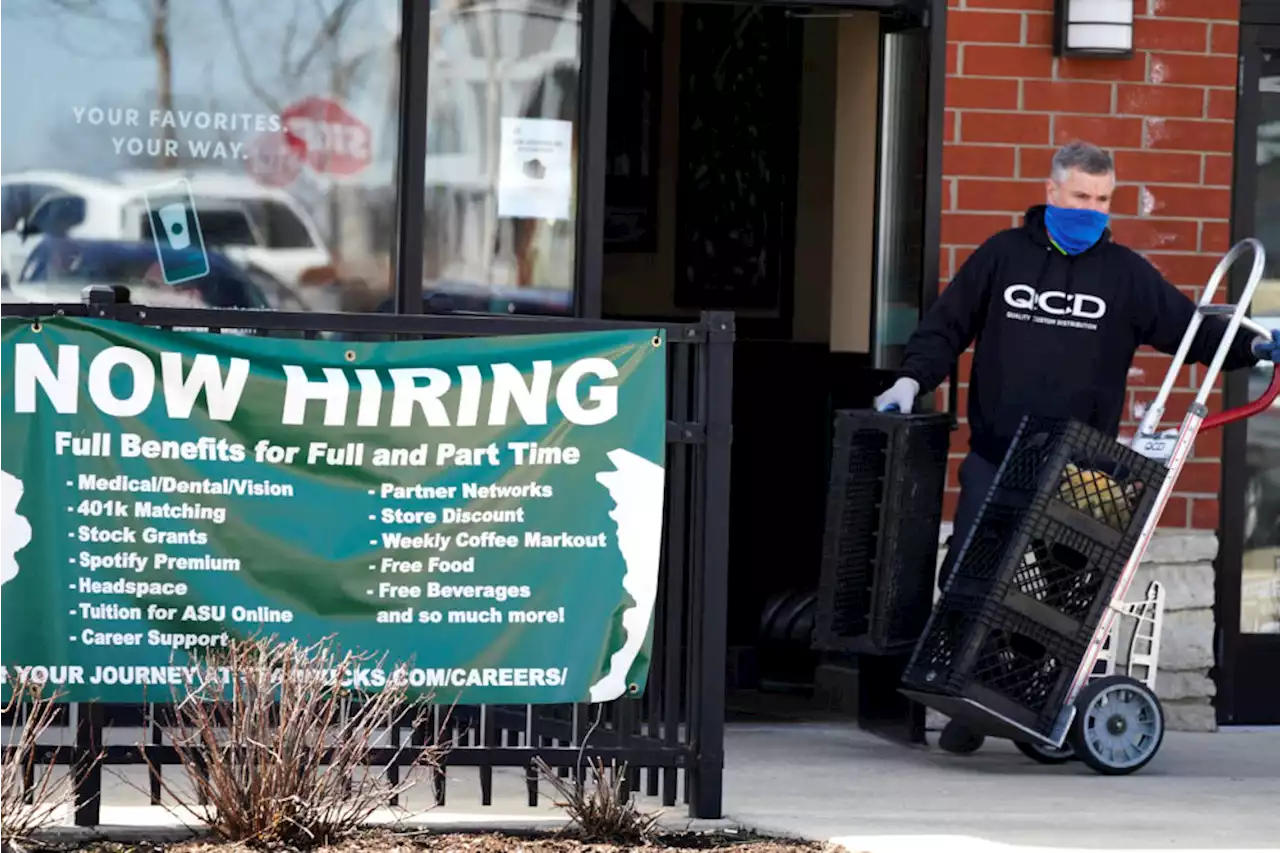 Mass. jobs up, unemployment rate down in April