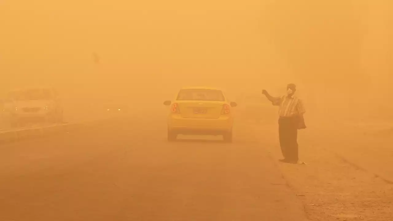 العراق يعطل الدوام الرسمي لسوء الأحوال الجوية