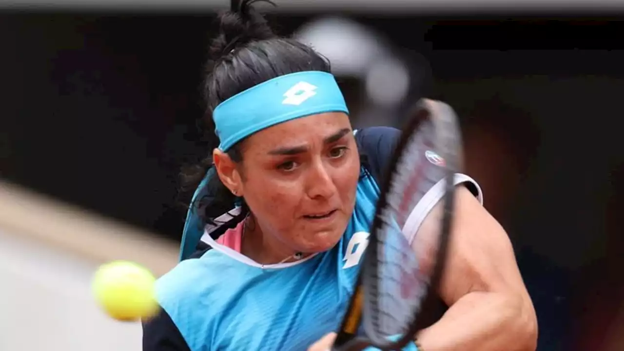 Jabeur exits French Open after shock defeat by Linette