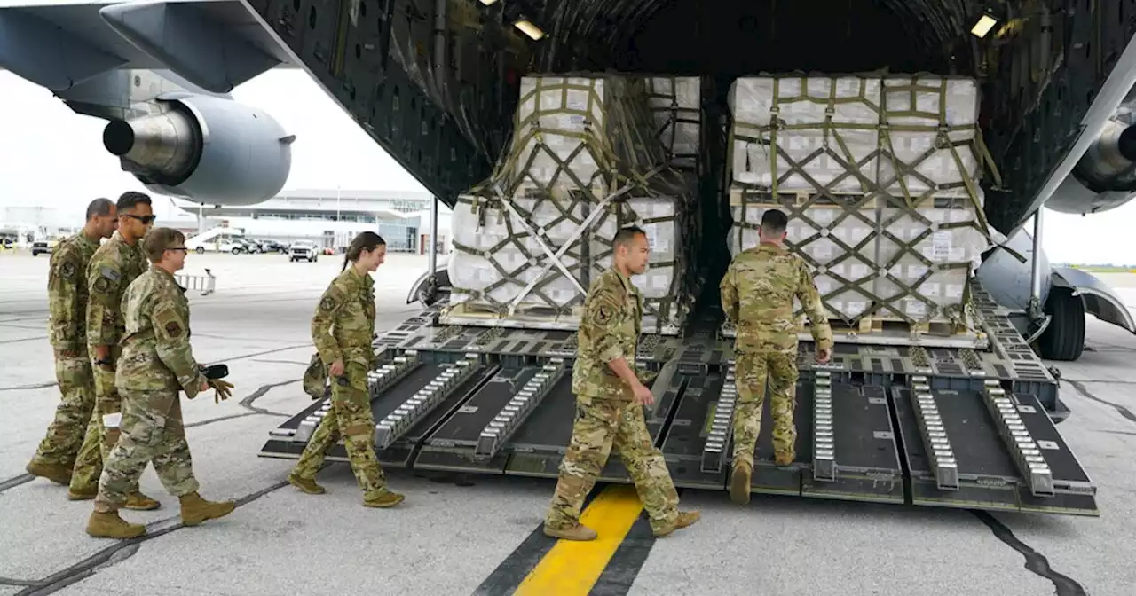 78,000 pounds of baby formula arrive on first flight of 'Operation Fly Formula'