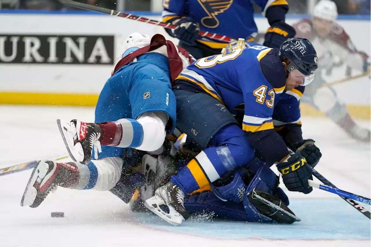 Avalanche center Nazem Kadri identifies Blues goalie Jordan Binnington as water bottle thrower in postgame interview