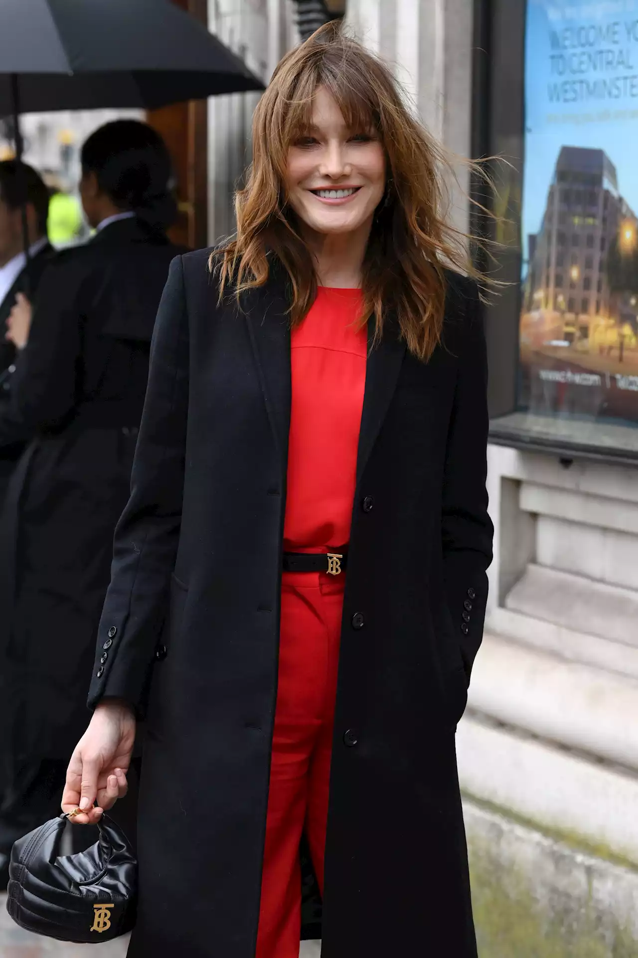 Carla Bruni : une sirène sur le tapis rouge