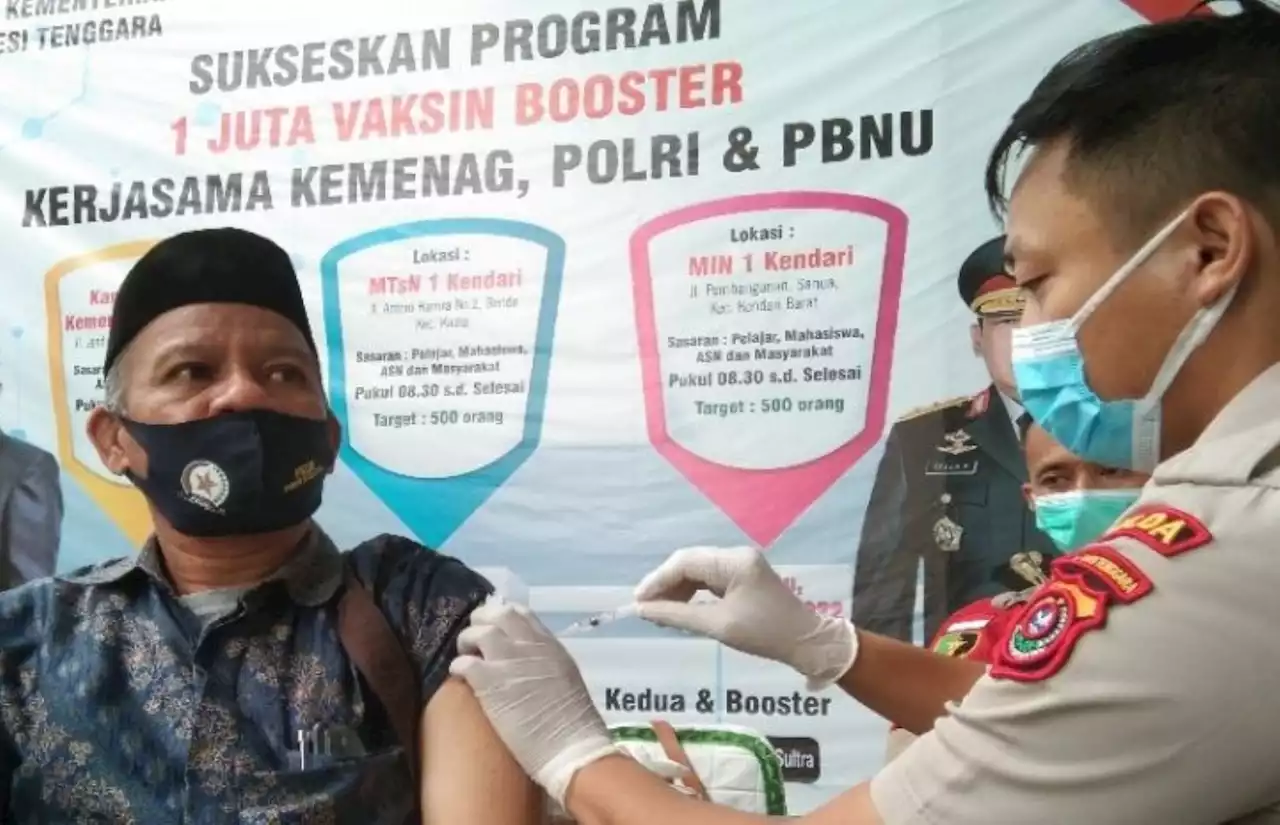 Vaksinasi Covid-19 Lansia di Kendari Sudah Melebihi Separuh